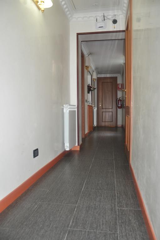 Beauty Hostel *