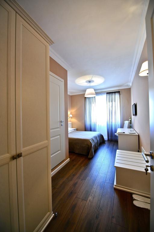 Rim Rooms 3* Rome