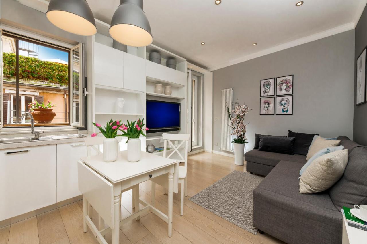 Lovely Spanish Steps With Balcony Appartement