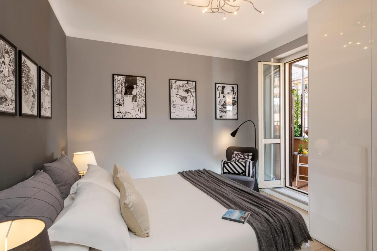 Appartement Lovely Spanish Steps With Balcony Rome