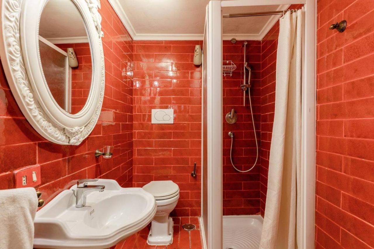 Appartement Right In The Ancient Historical Center Two Bedrooms Two Bath, Up To 6 Pax Rome