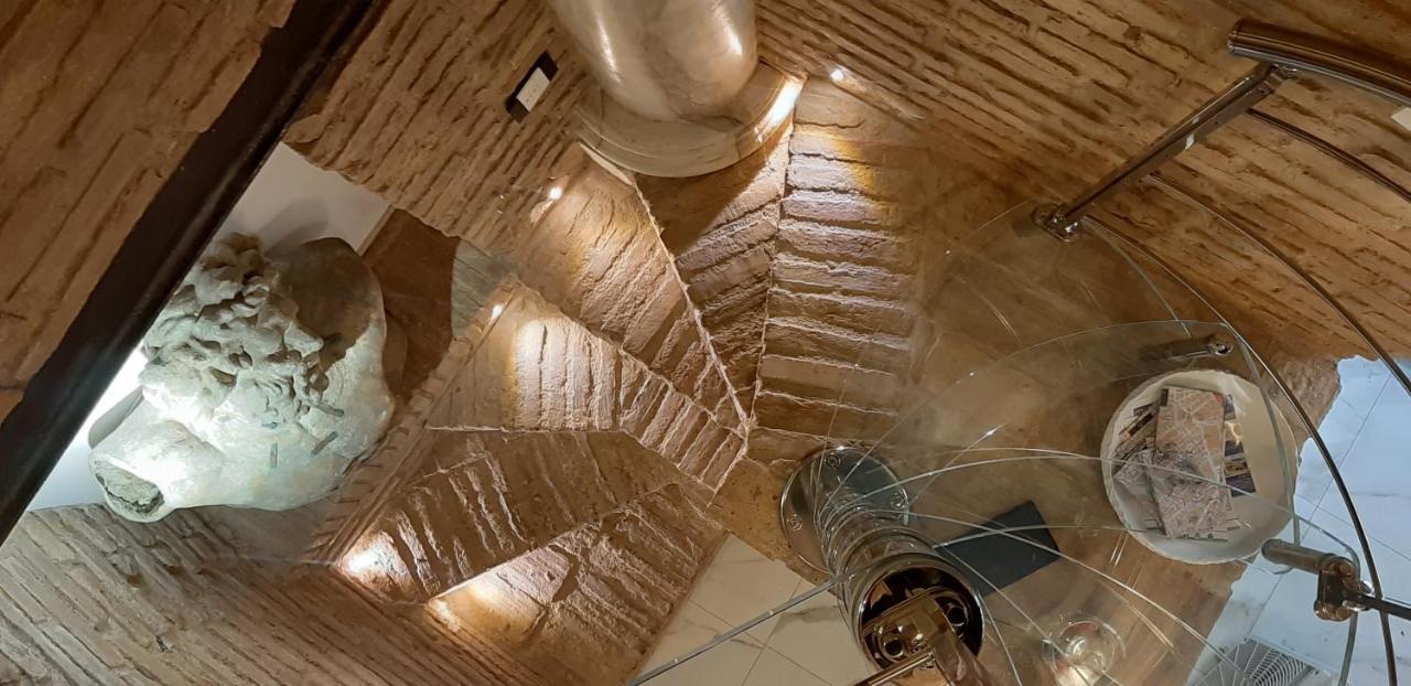Appartement Colosseum Archeoloft In Historic Center Of Rome