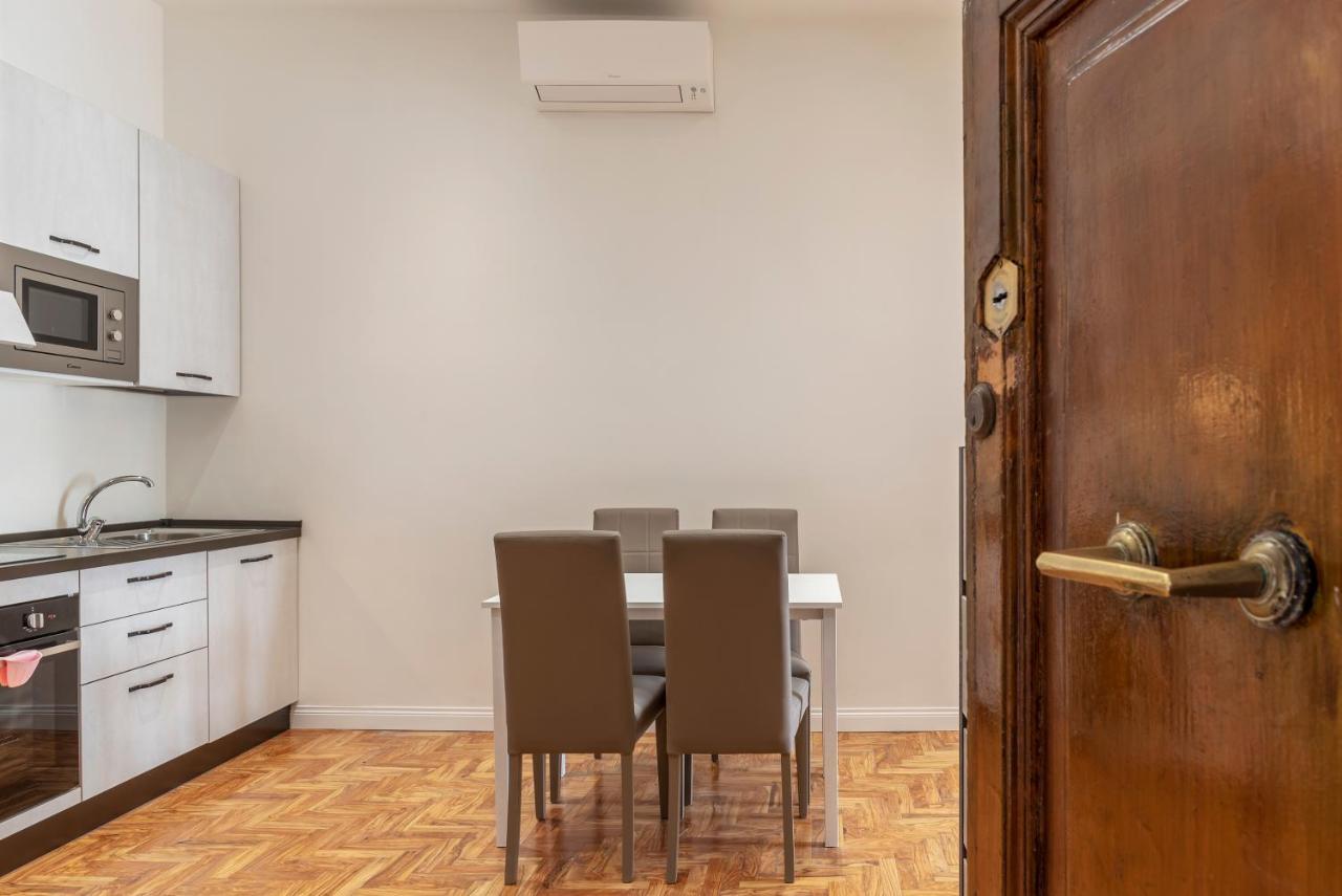Rione Prati Elegant With Balcony Apartment Rome