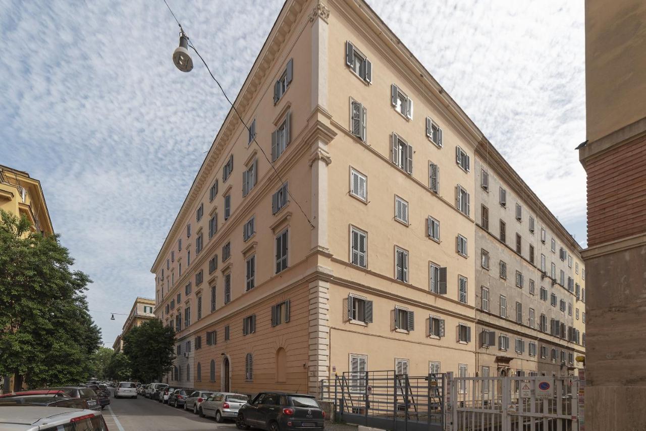 Rione Prati Elegant With Balcony Rome