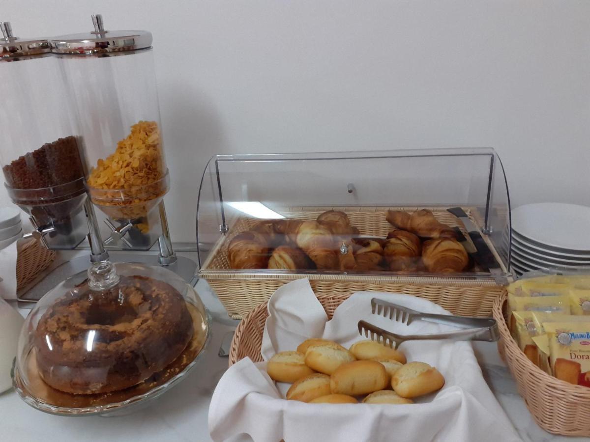 Minerva Monks Guest house 2*