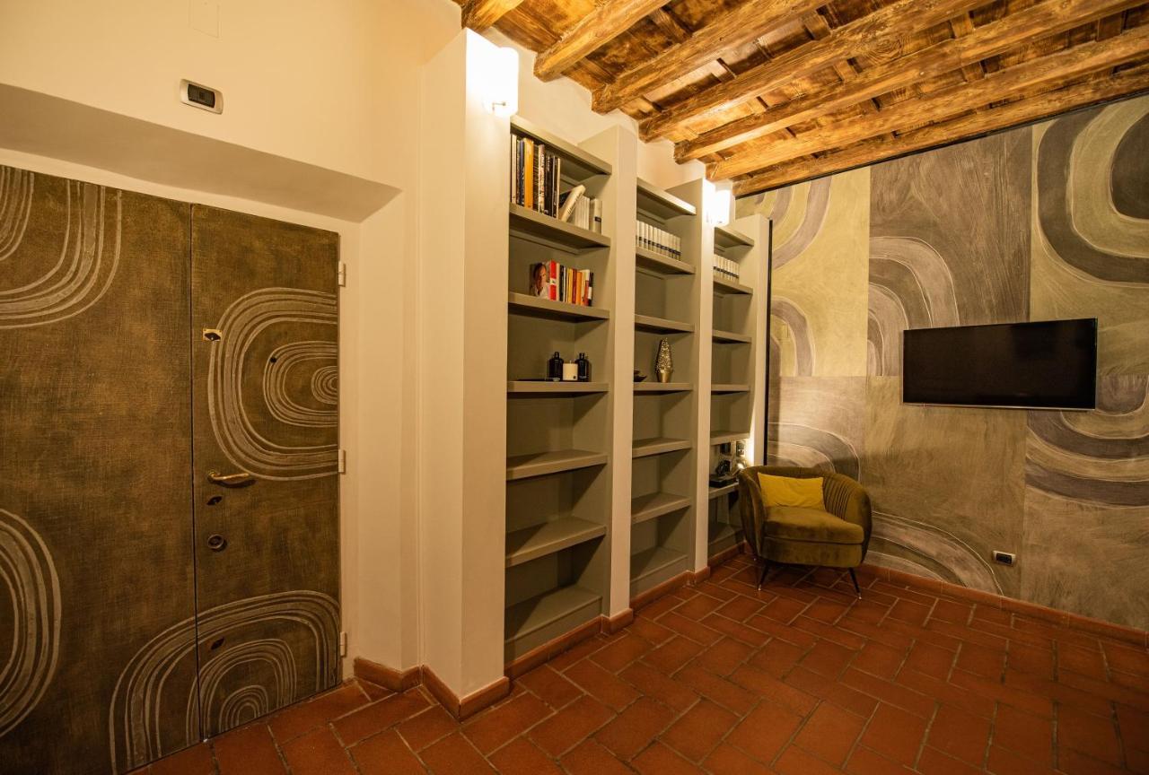 Anna Trevi - Luxury In * Rome