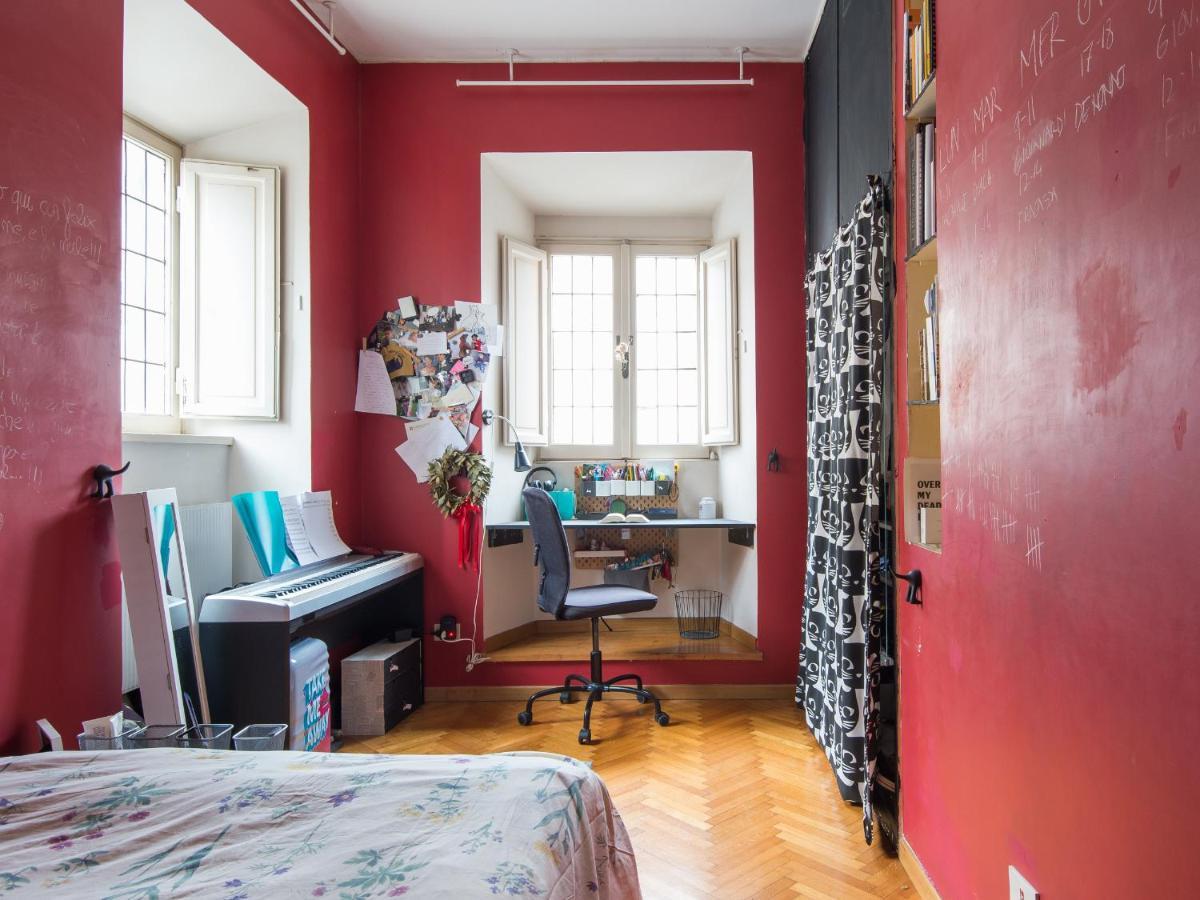 Coronari Enchanting Two Bedroom Appartement Rome