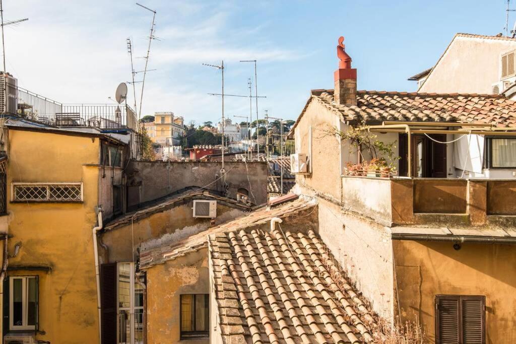 Apartment Trastevere Large Comfortable Rome