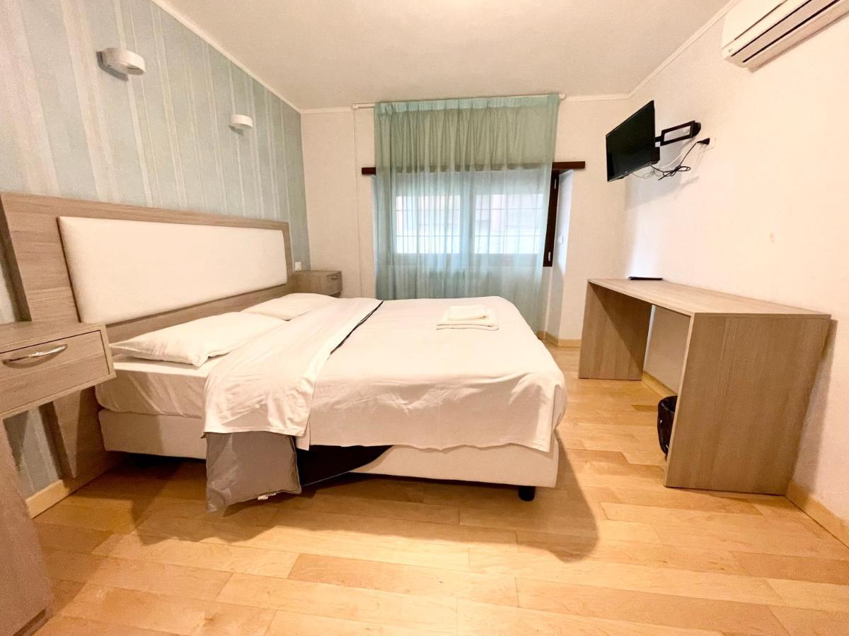 Luciano Laterani Guest house *