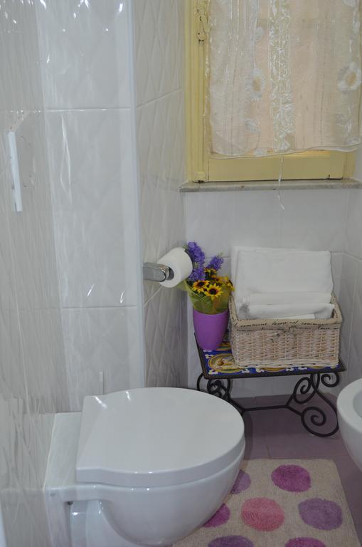 Charming House Bed & Breakfast Rome