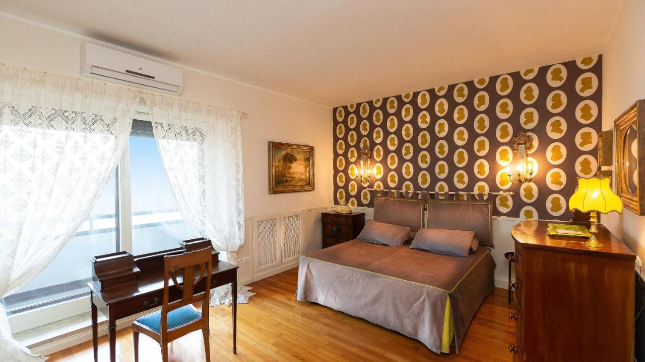 The Liberty Flat Penthouse In *