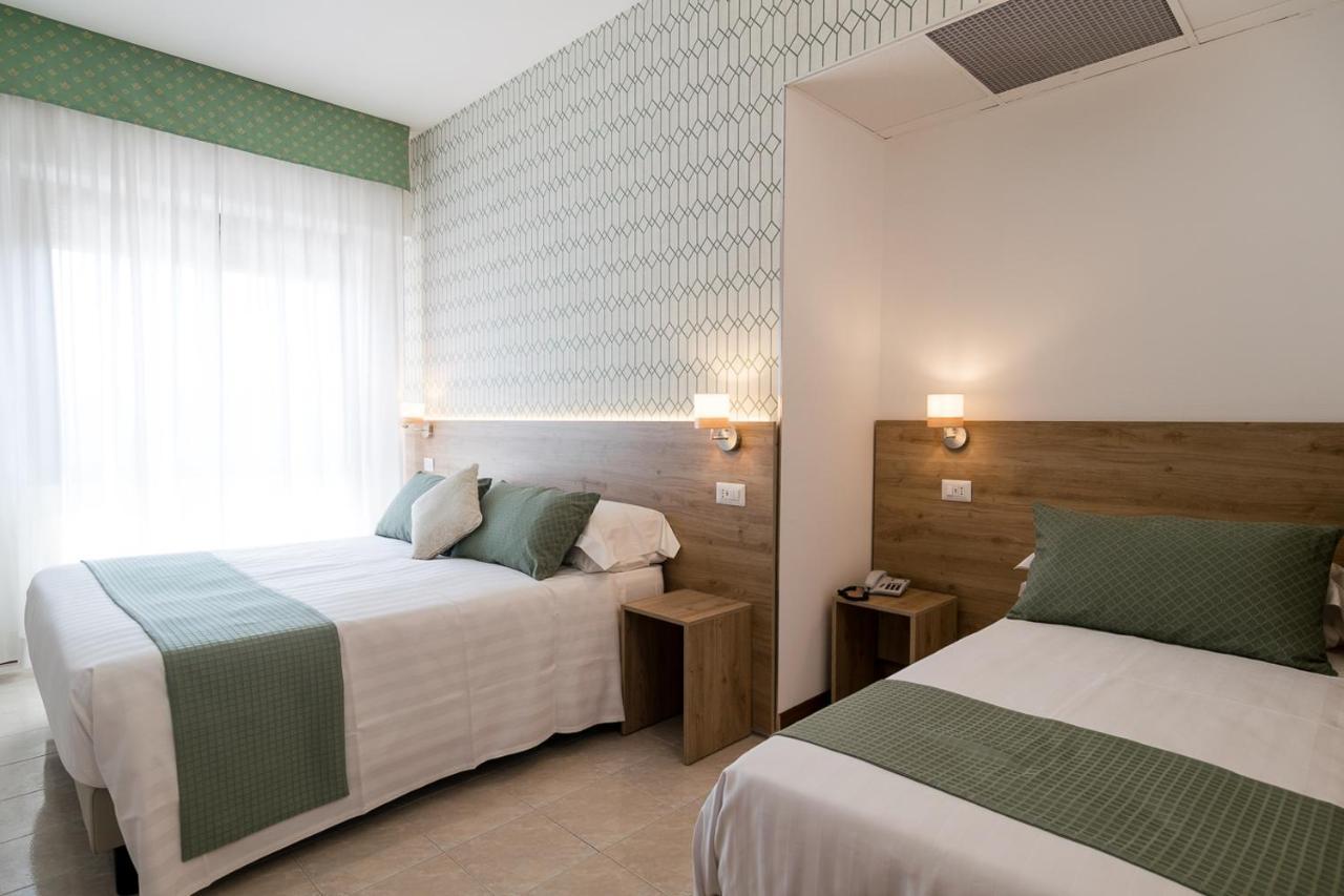 Hotel Pacific 3*