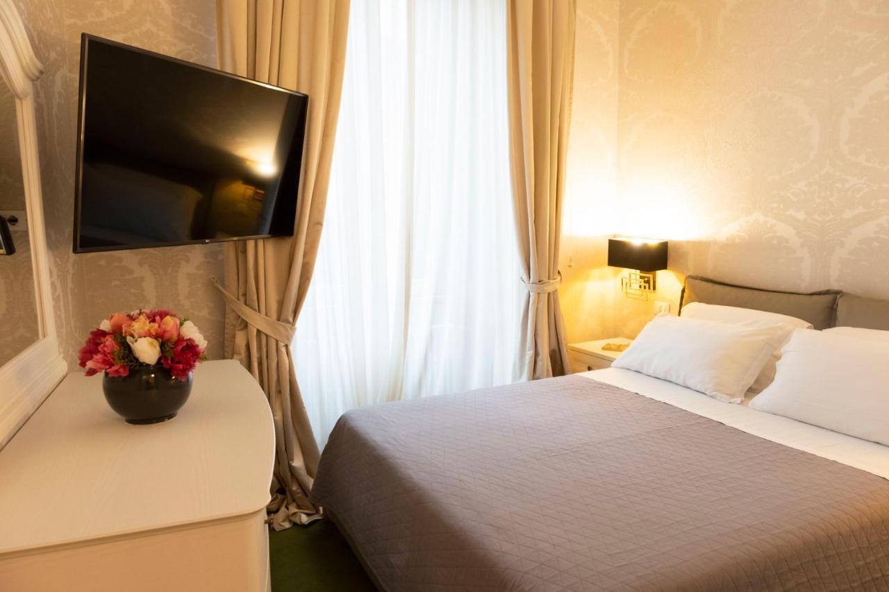 Cathy's Luxury * Rome