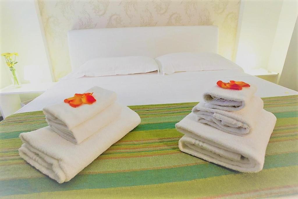 Lovely Ground Floor Colosseo Wi-fi Ac Apartamento