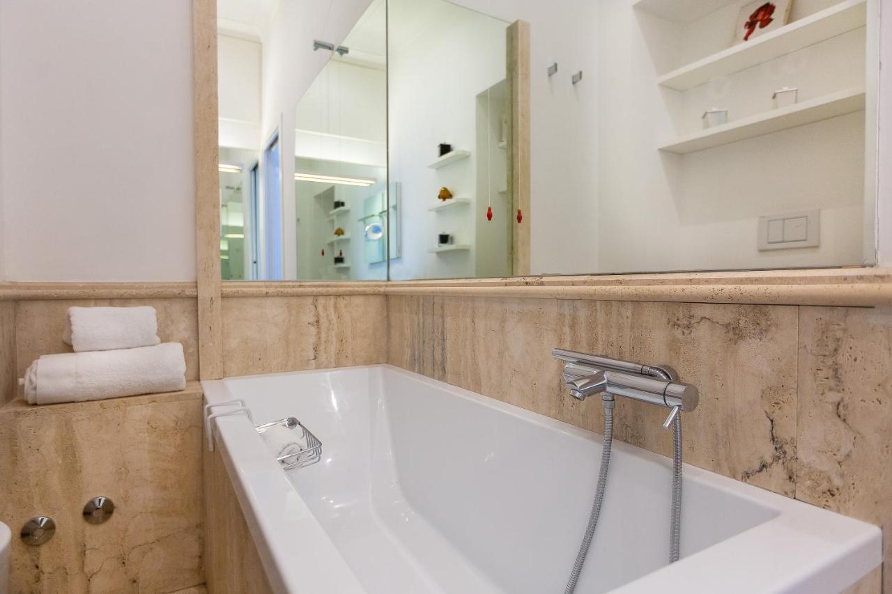 Amazing Penthouse Piazza Venezia Apartment *