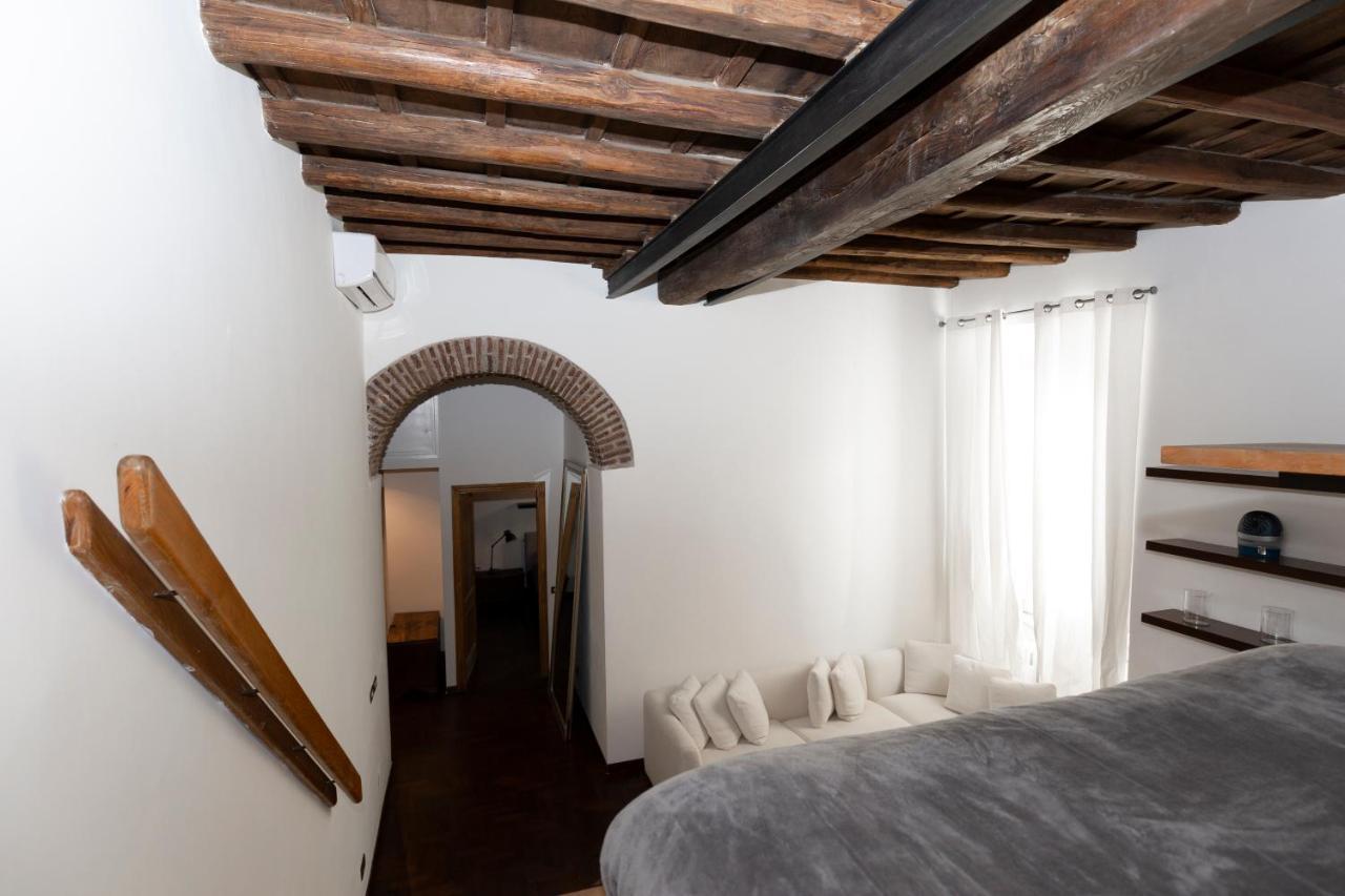 Rufina Apartment
