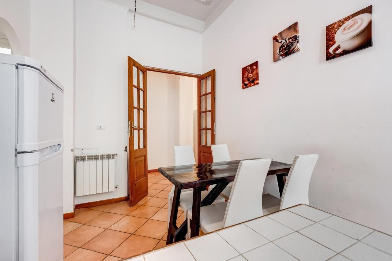 Vatican Germanico 107 Apartment