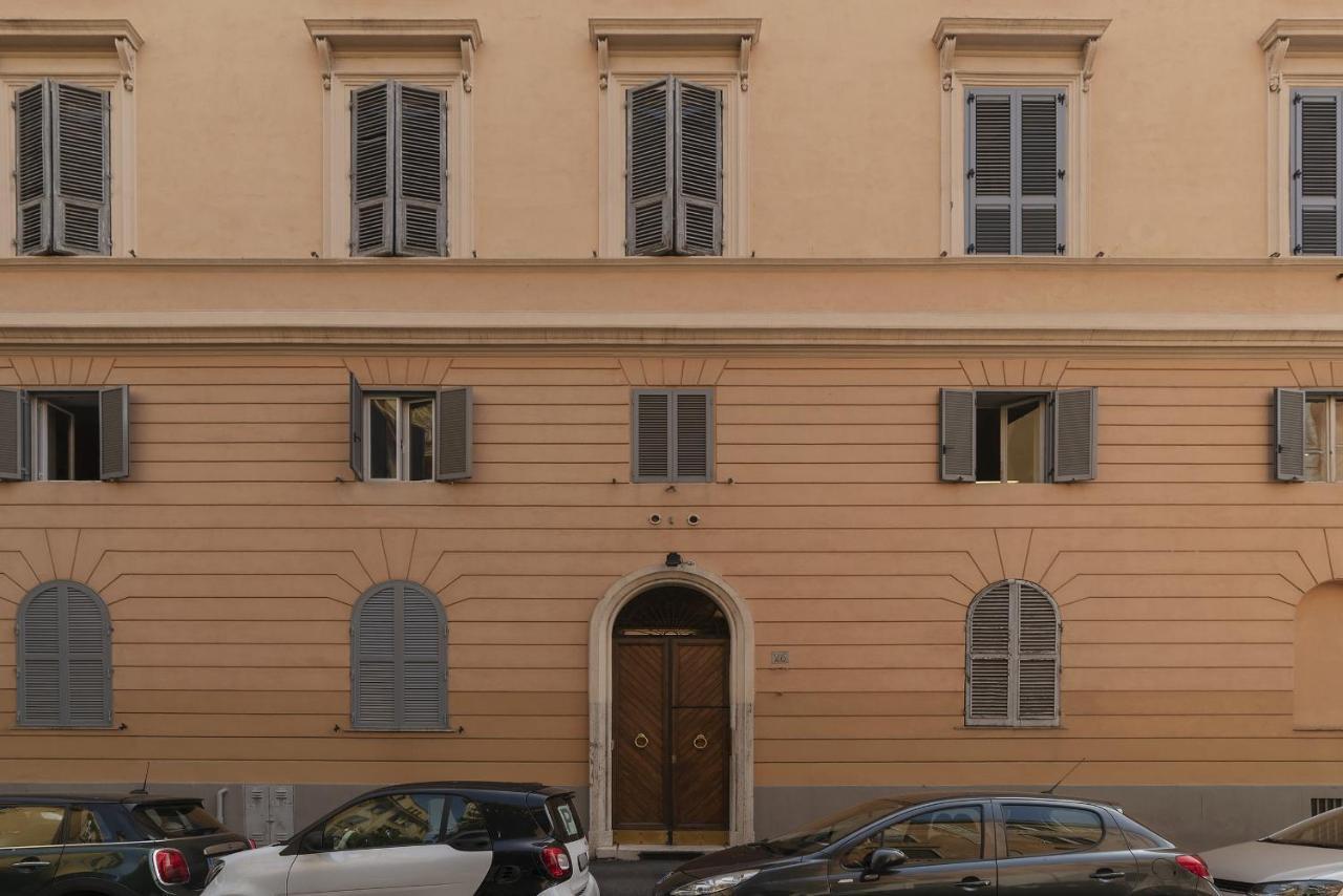 Appartamento Rione Prati Elegant With Balcony