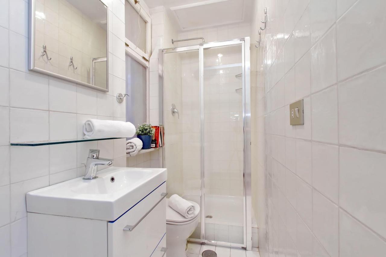 4bnb - Tiberina Spacious Apartment Rome