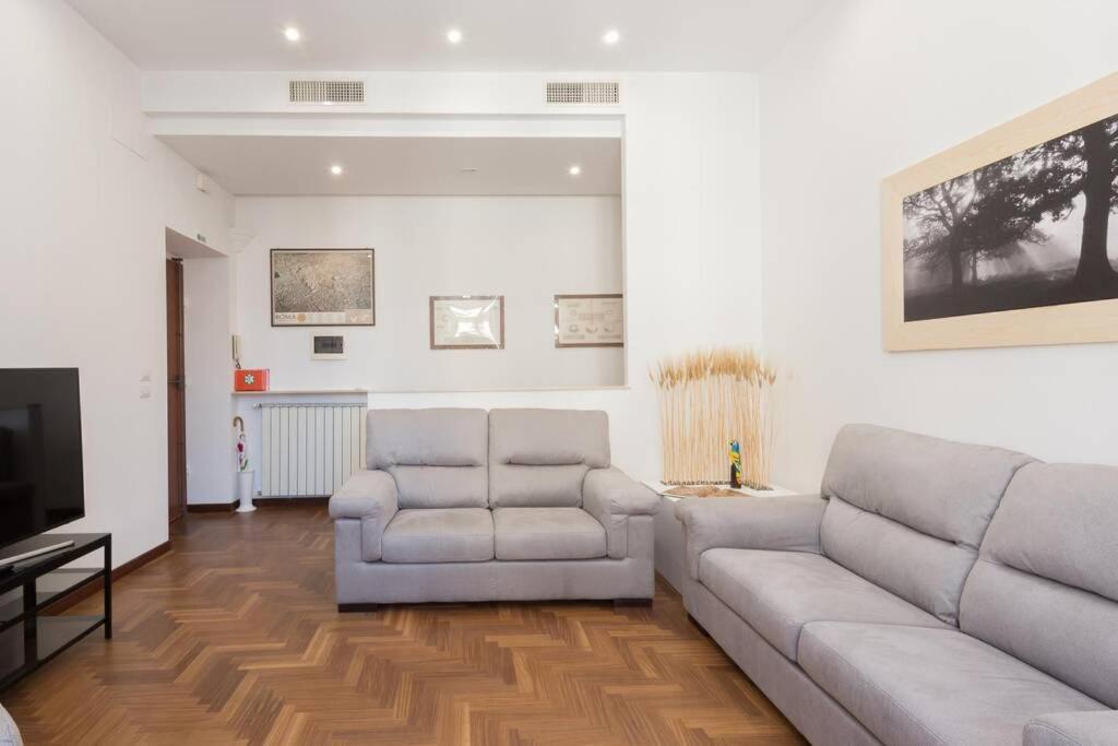 Appartamento Popolo Elegant Two Bedroom *