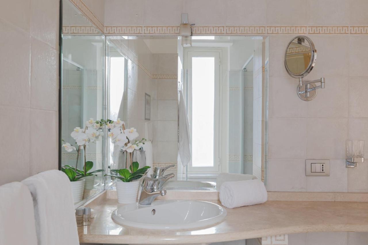 Residenza Il Giglio Maison d'hôtes *