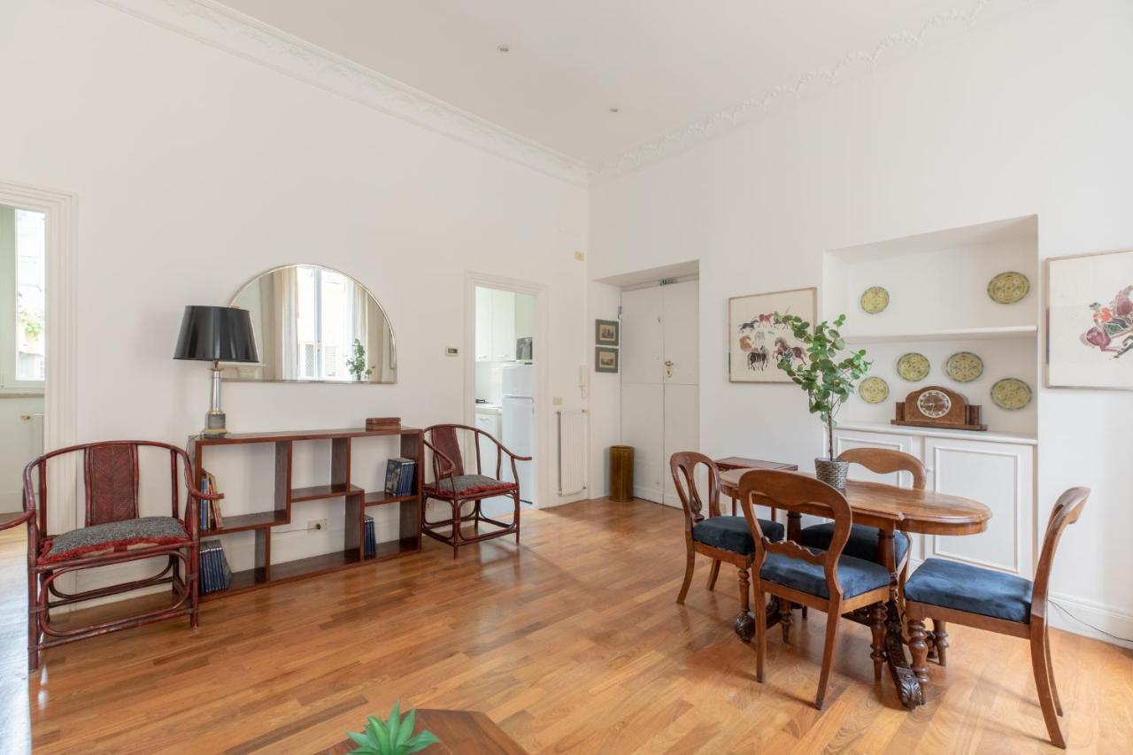 Apartment Iflat Elegant In 18th Century Palace Rome