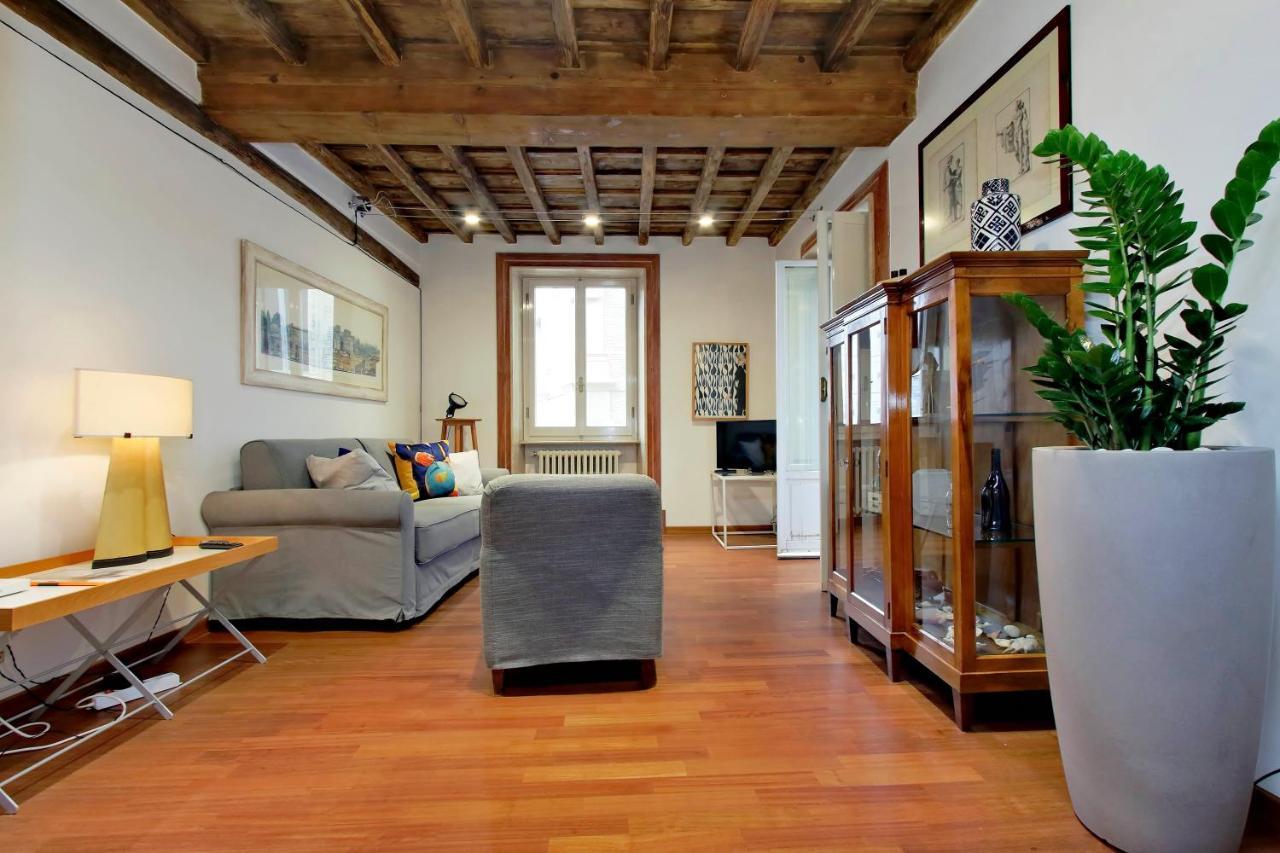 Apartment Ych-farnese Charme Rome