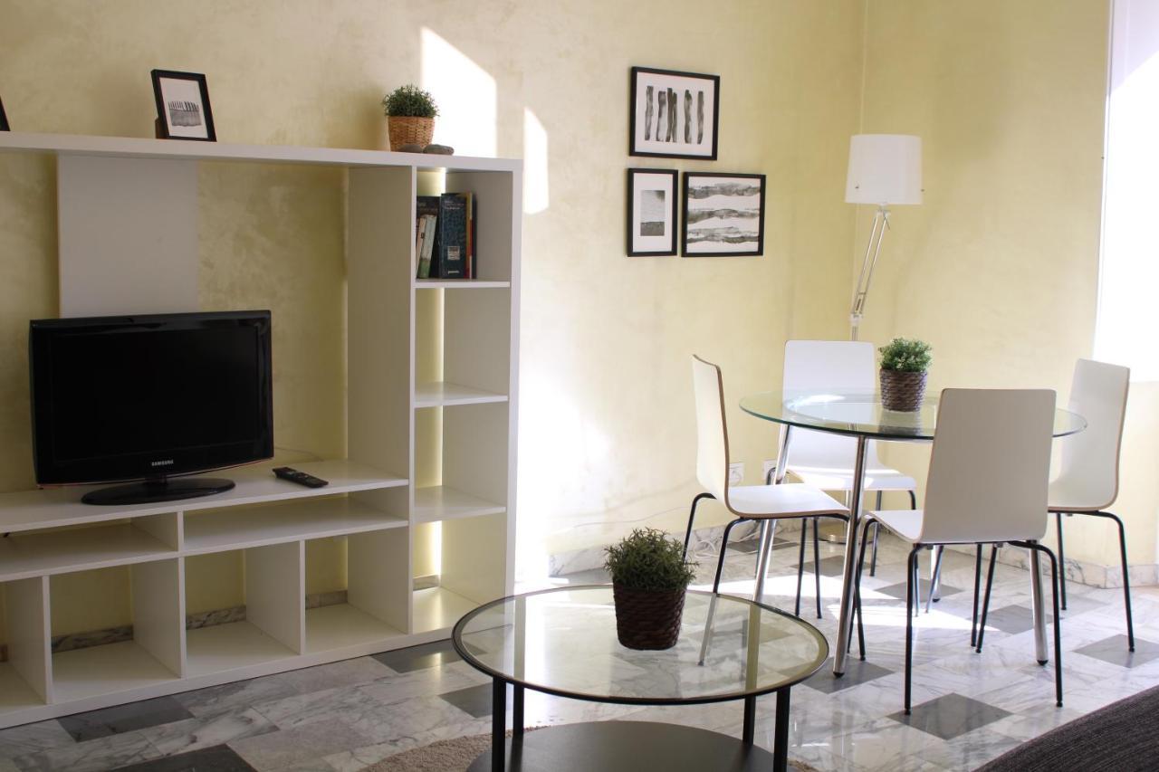 Re Di Roma/cozy Flat For Six Persons Apartment