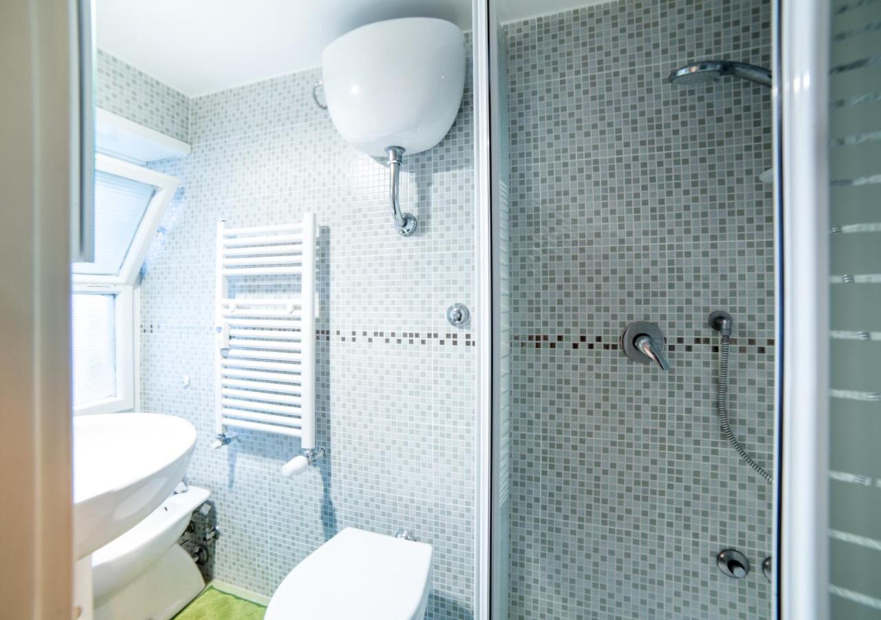 Rent In Rome Archimede Appartement *