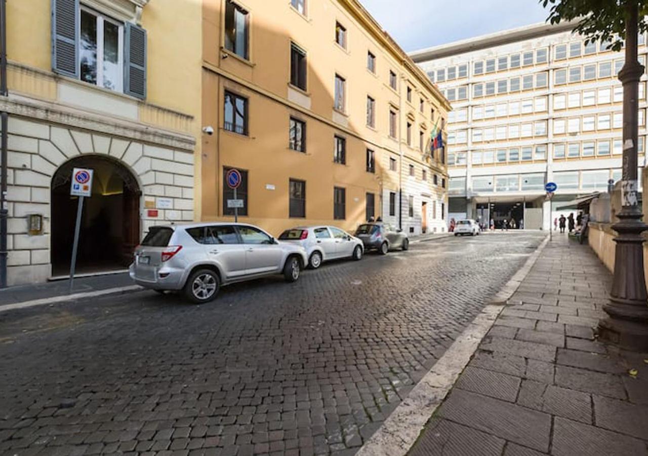 Vakantiehuis Modern, Stylish Flat Near Piazza Della Repubblica
