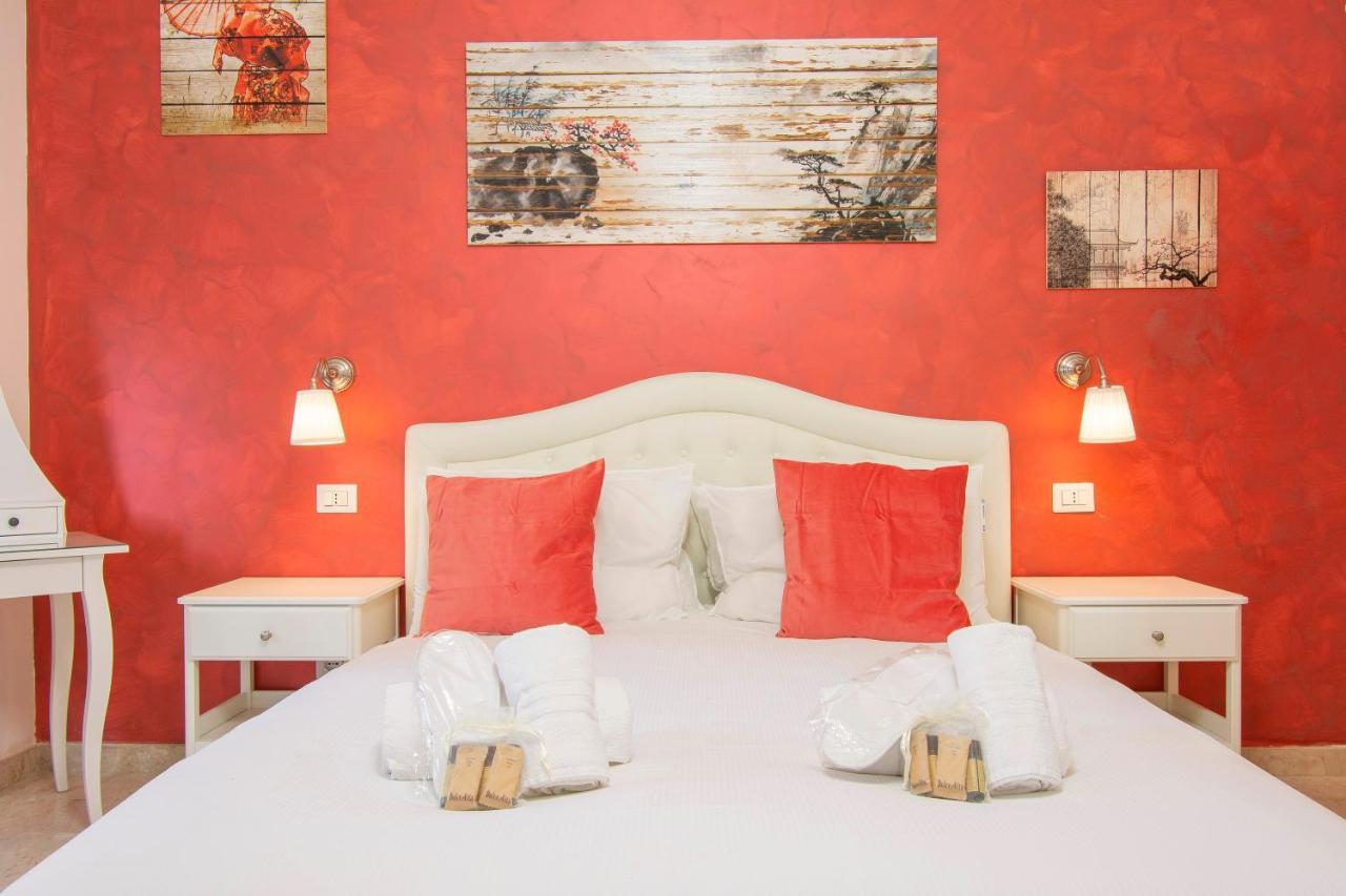 Luxury Boutique * Rome