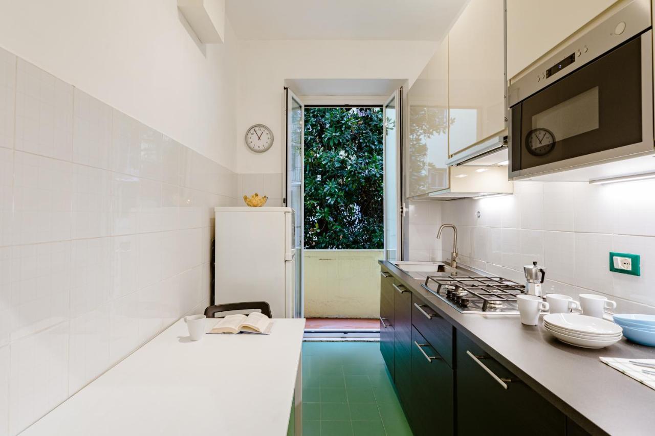 Appartement Arezzo Apartment, Metro Bologna E Bus Per La Sapienza, 4 Persone, Wifi *