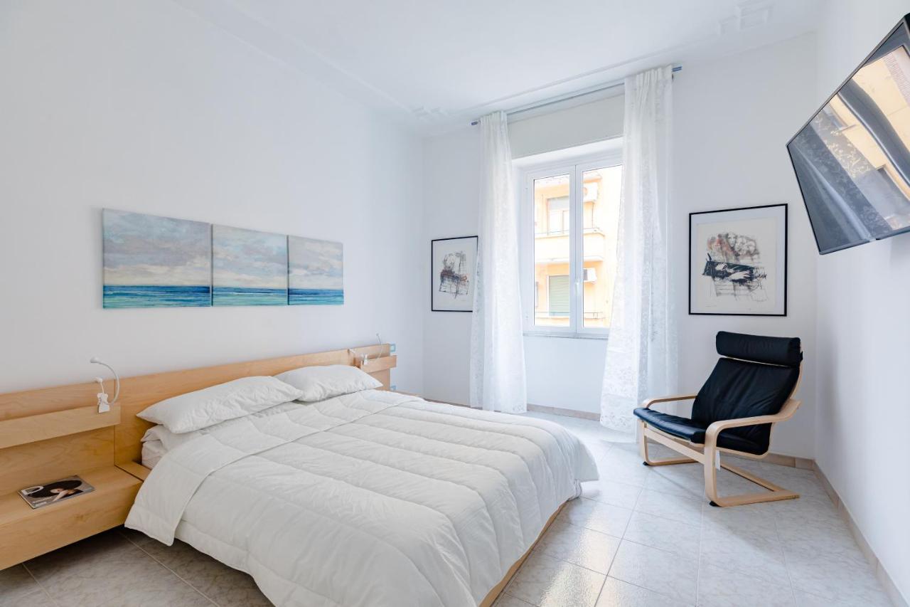 Appartement Arezzo Apartment, Metro Bologna E Bus Per La Sapienza, 4 Persone, Wifi