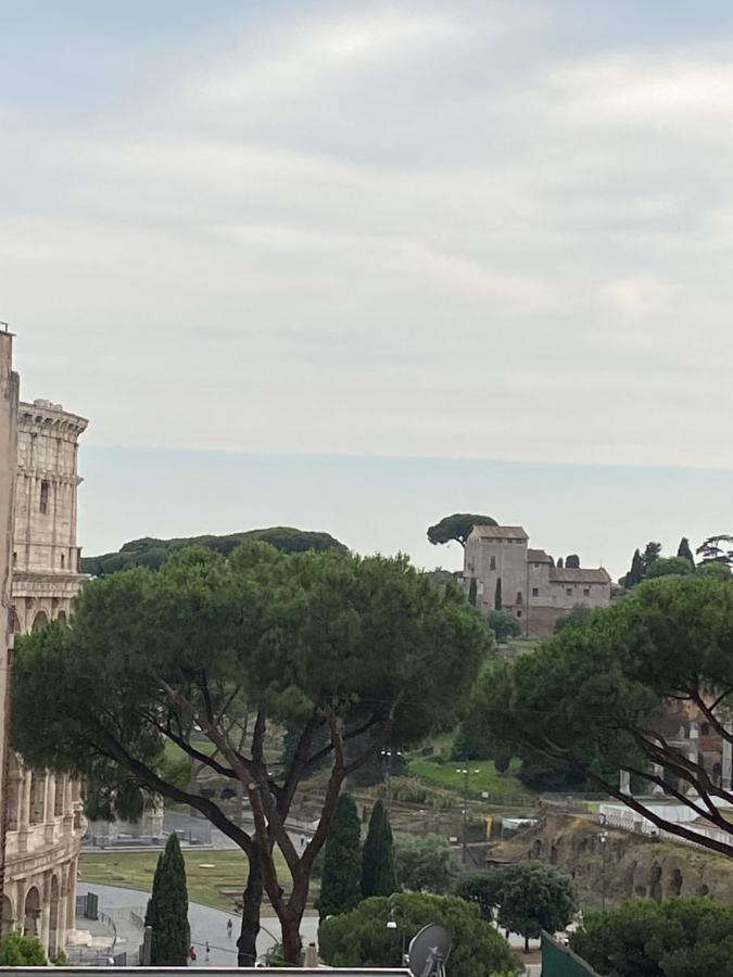 Appartement In Front Of Coliseum 5 Rome