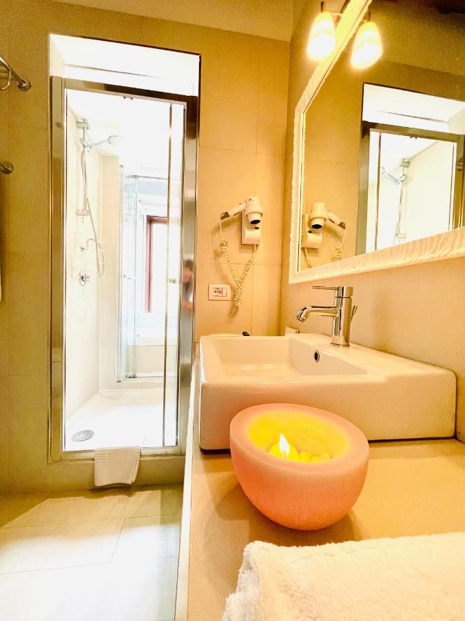 Town House Spagna- Luxury With Jacuzzi Bath Maison d'hôtes Rome
