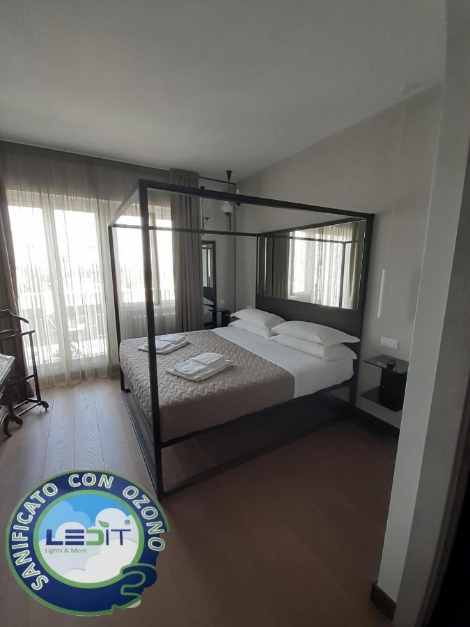 Acomodação com café da manhã  5-rooms Roma