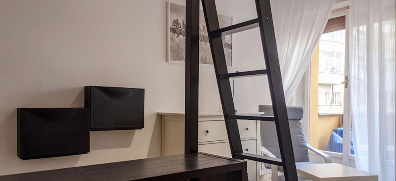 Kamchu Apartments: Piazza Bologna Maison d'hôtes *