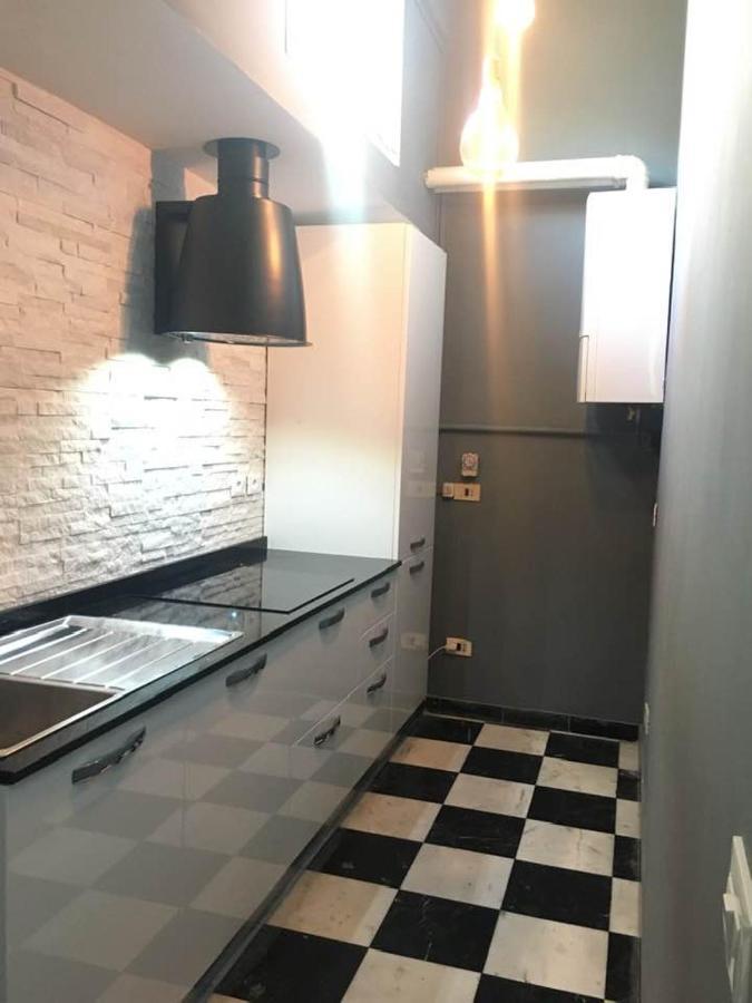 Esposizione Roof Apartment