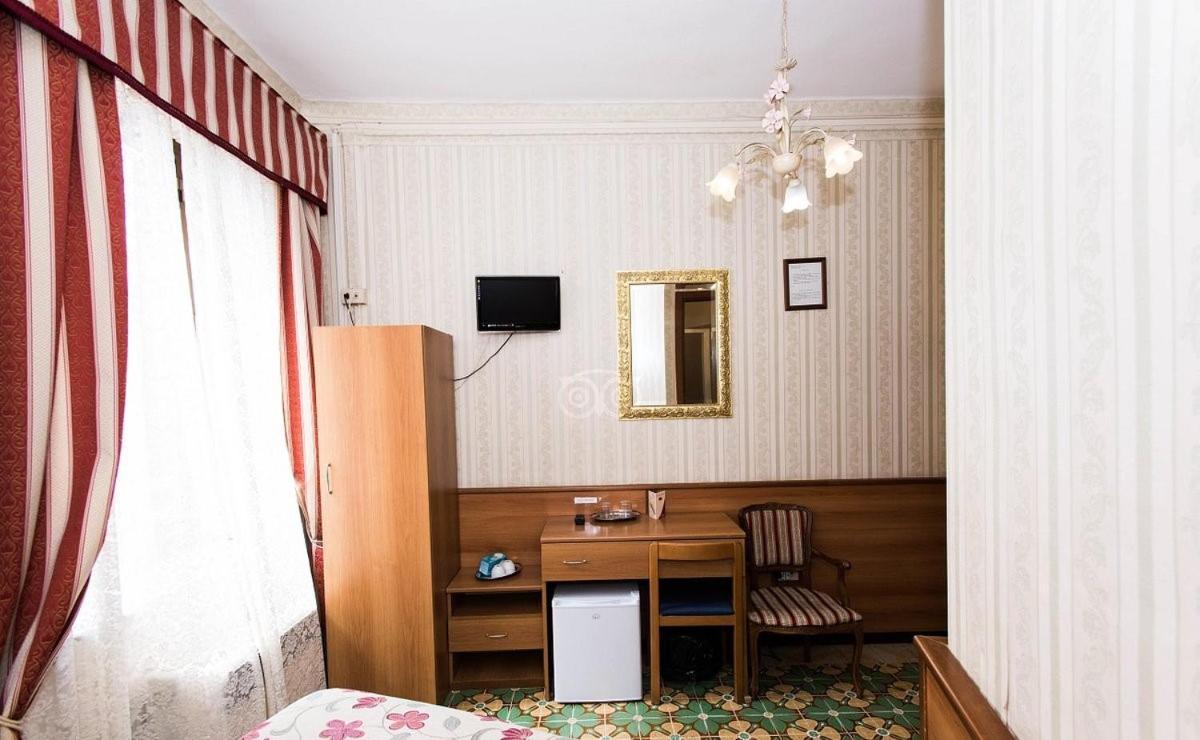Hotel Artromano Rome