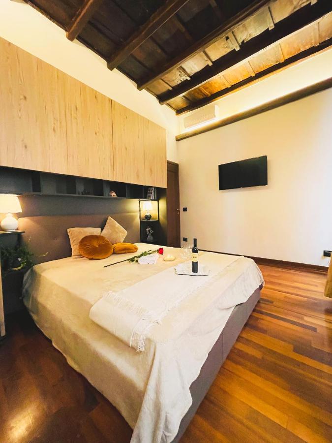 Trevi Fountain Luxury Apartment Rome