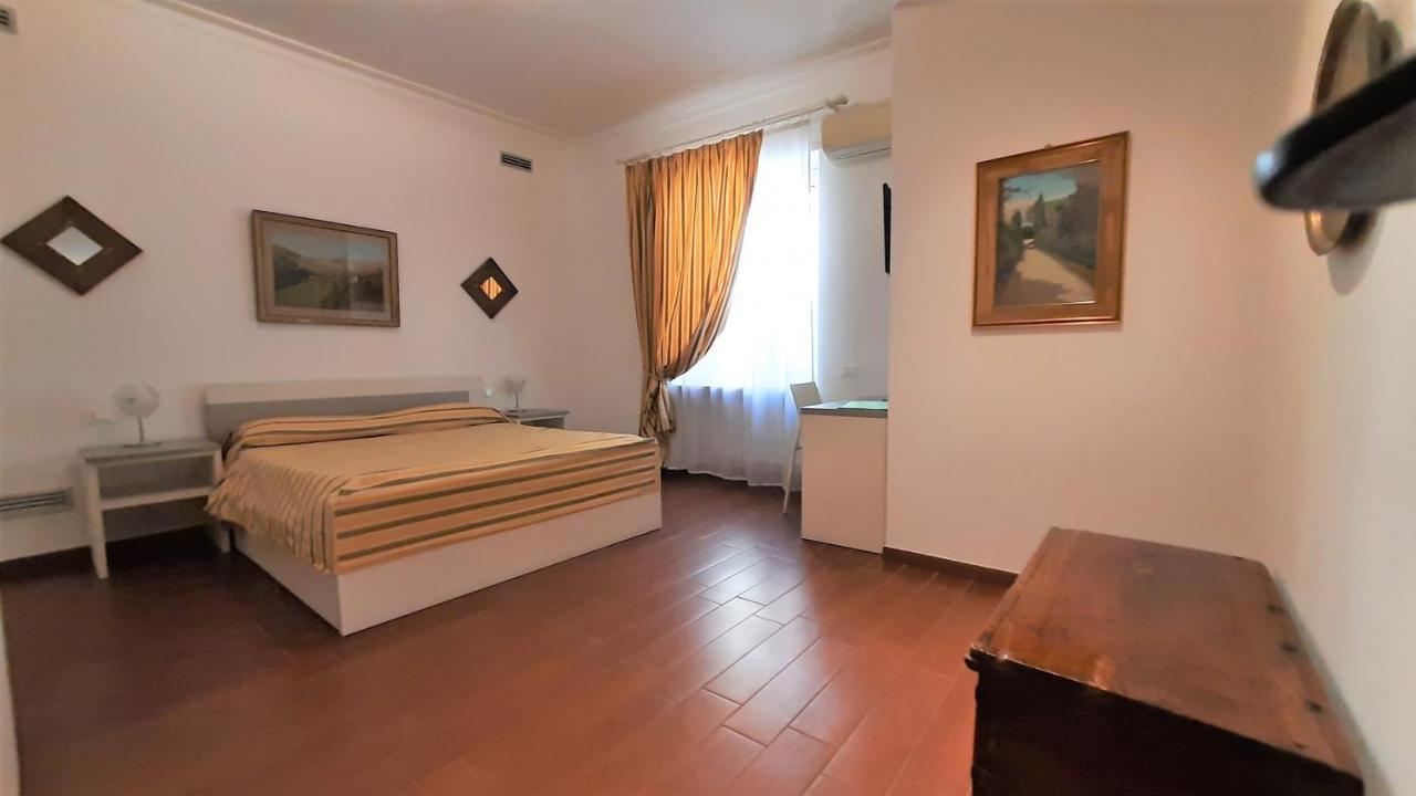 Five Bed & Breakfast Rome