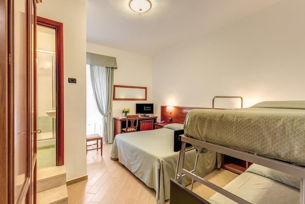 Flavio 3* Rome