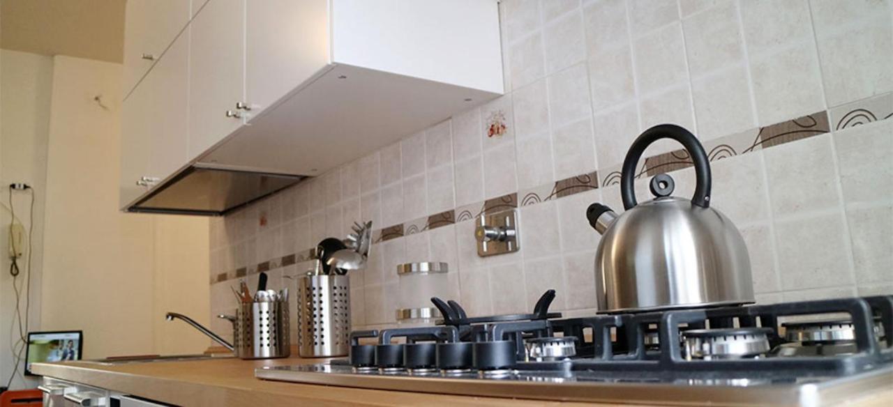 Kamchu Apartments: Viale Libia Guest house Rome
