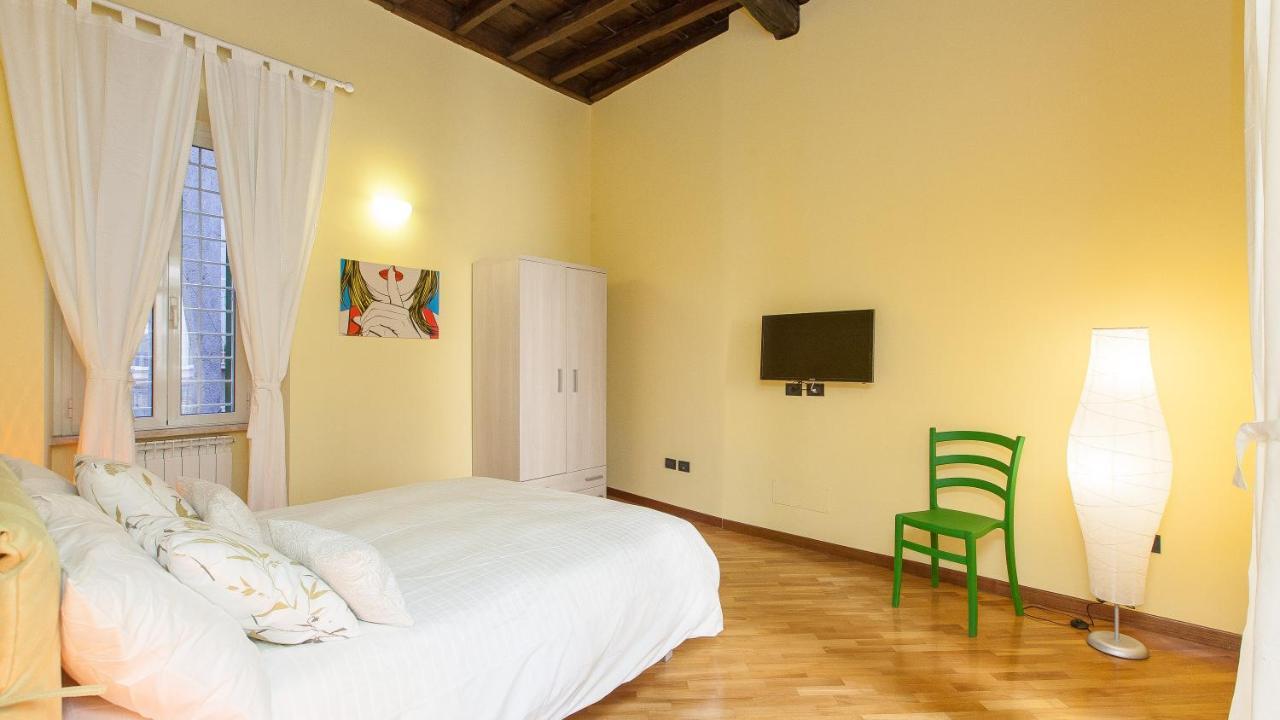 Apartment Trevi Colour- In Rome