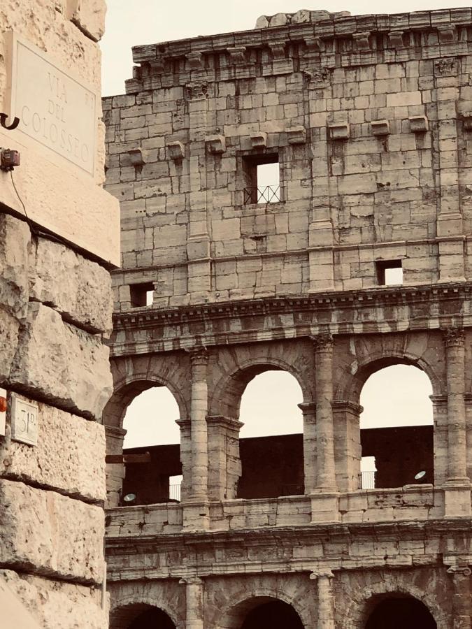Colosseum Street * Rome