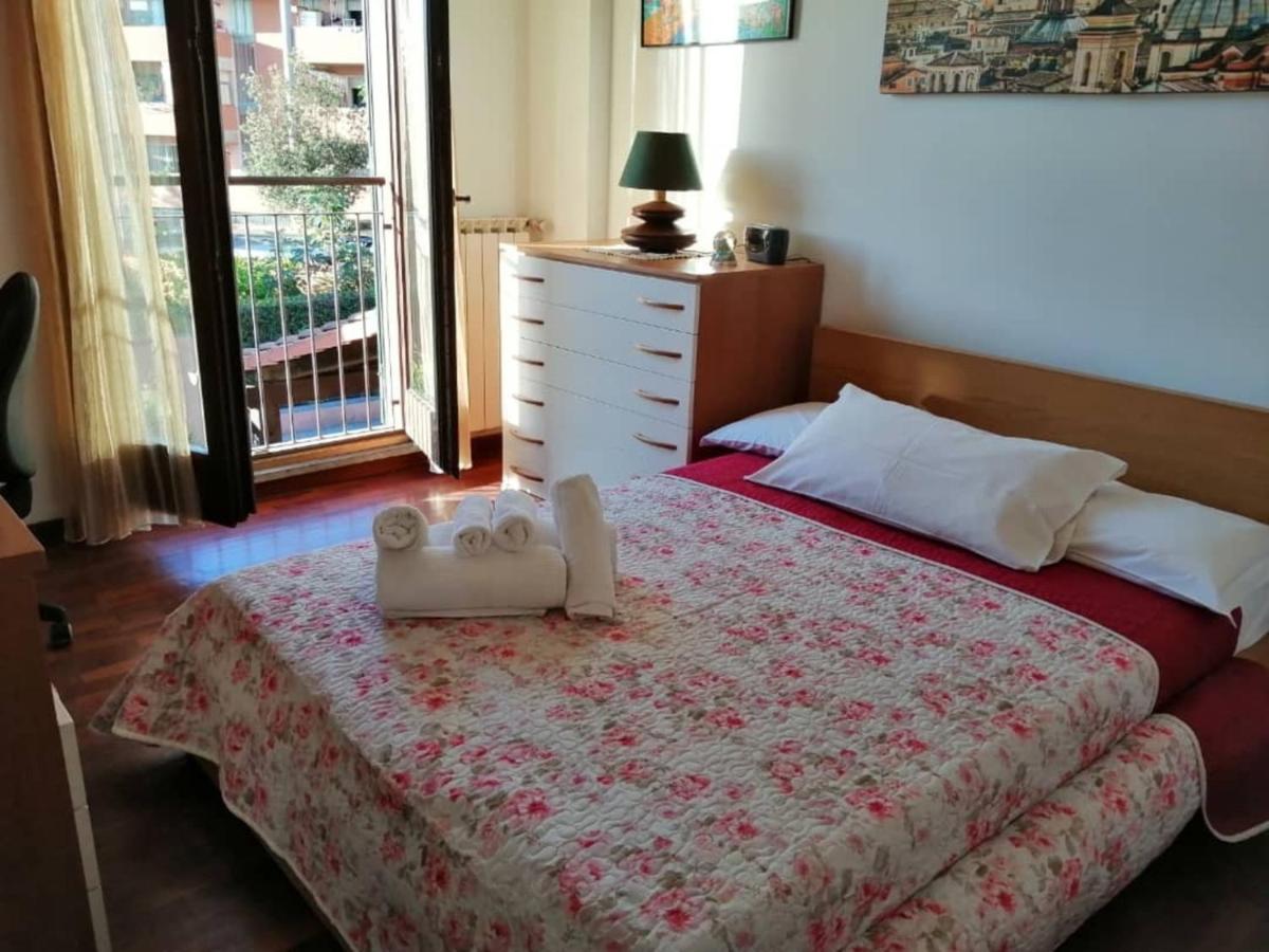 Luxury 3-bedrooms Near The Sea In Roma
