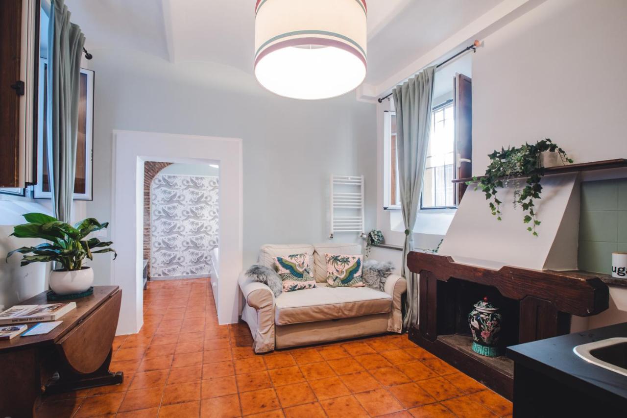 La Vetrina, The Renaissance Charme Of Piazza Navona Apartment Rome