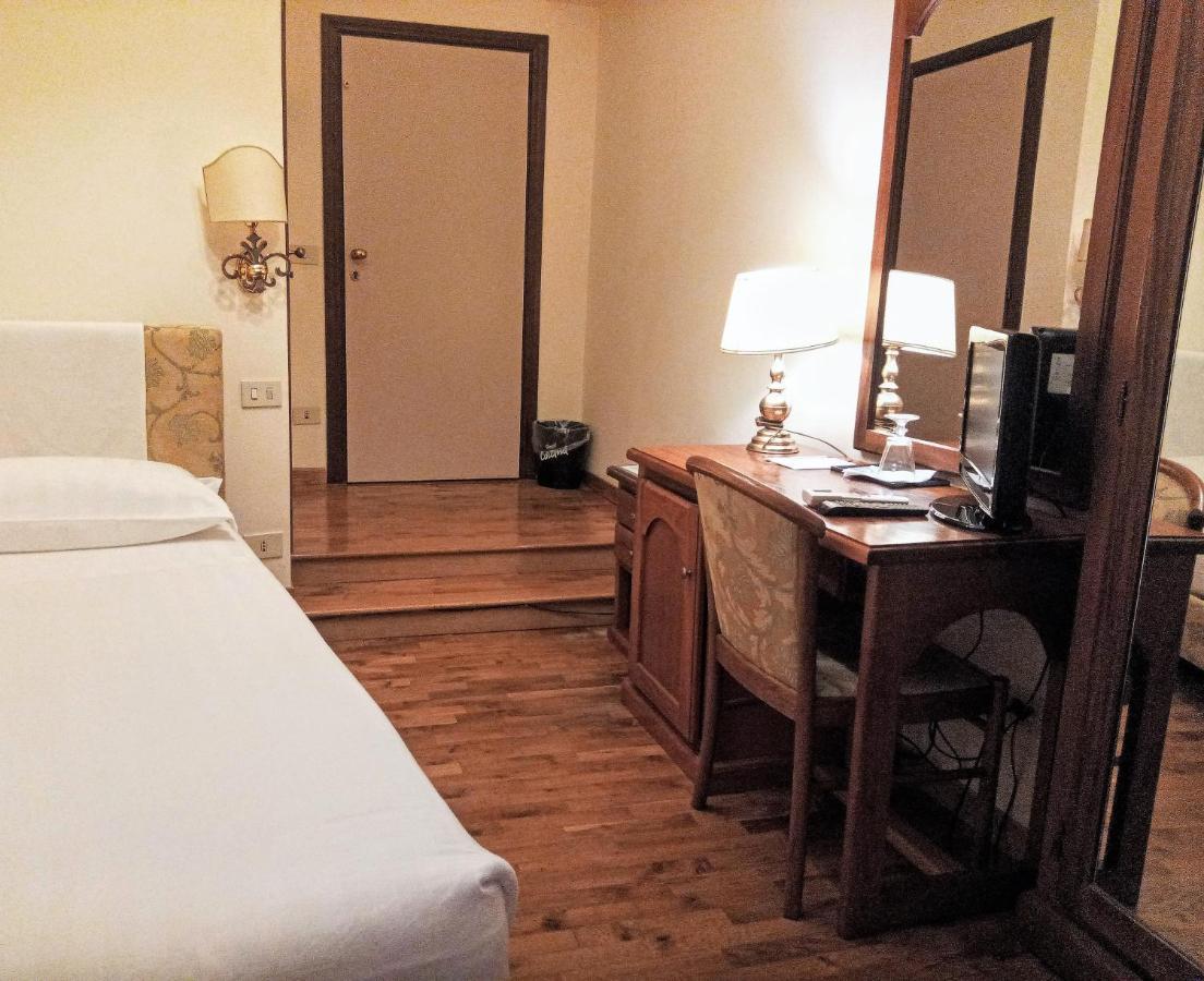 Hotel Cortina Roma