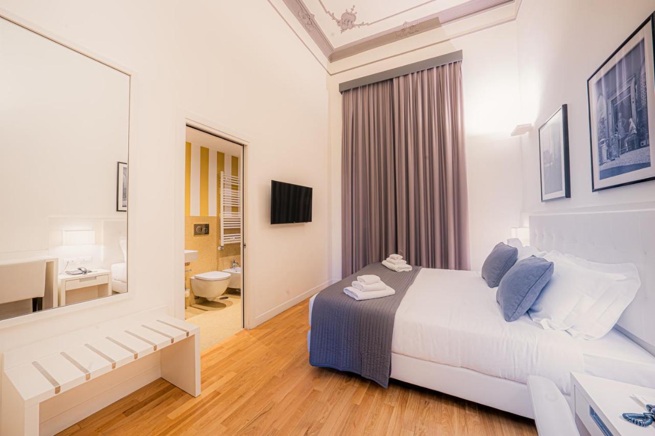 Capitals Luxury River Roma