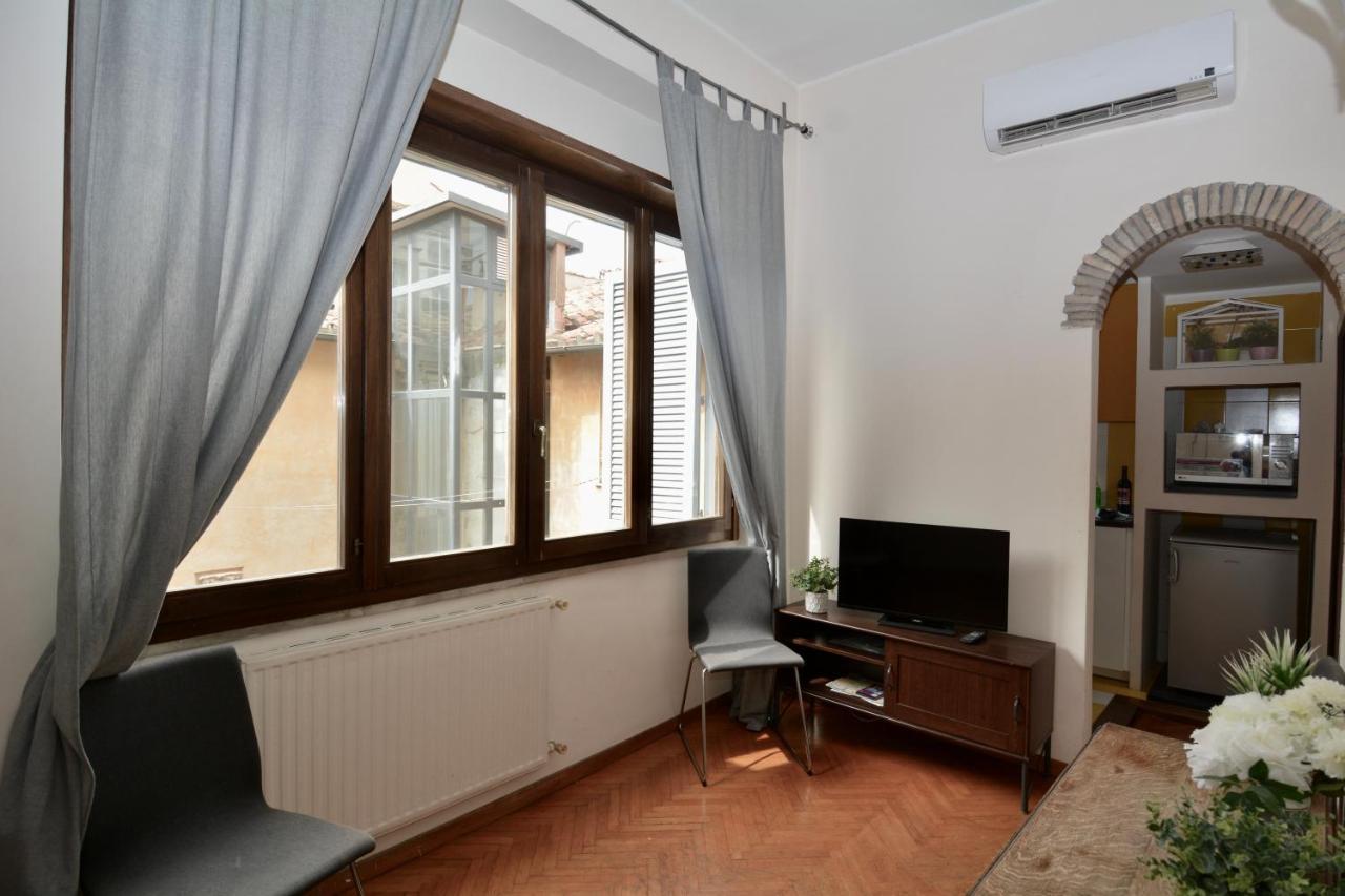 Piazza Navona Corner Appartement *